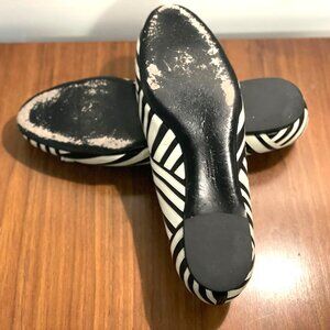 Salvatore Ferragamo Black & White Striped Ballet Flats 9-1/2